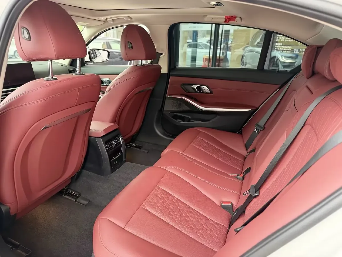 2024 BMW i3 BEV 70KWH,autocango,china used car exporter,china ev exporter,chinese used car exporter,chinese used ev exporter