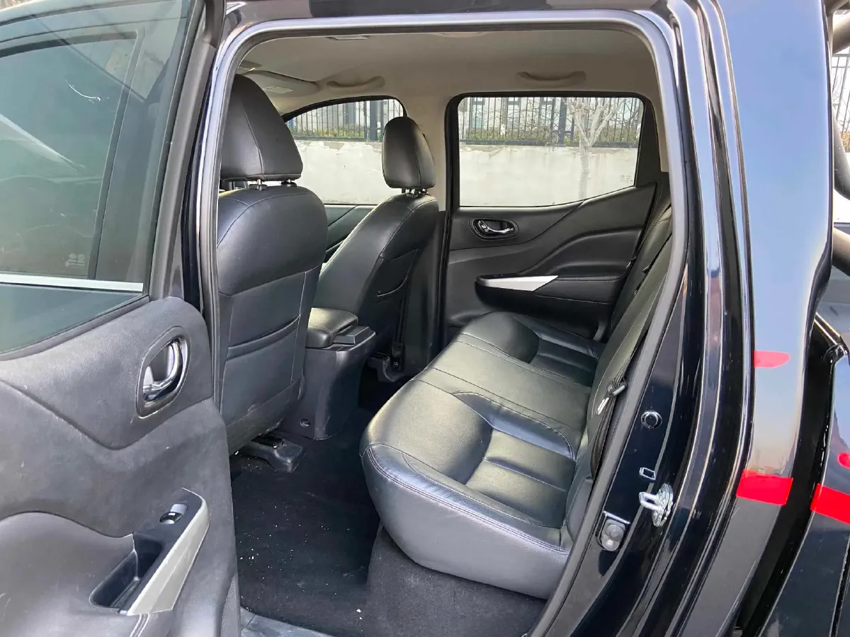 2021 Dongfeng RuiQi 6 2.3T 163HP L4 8AT,autocango,china used car exporter,china ev exporter,chinese used car exporter,chinese used ev exporter