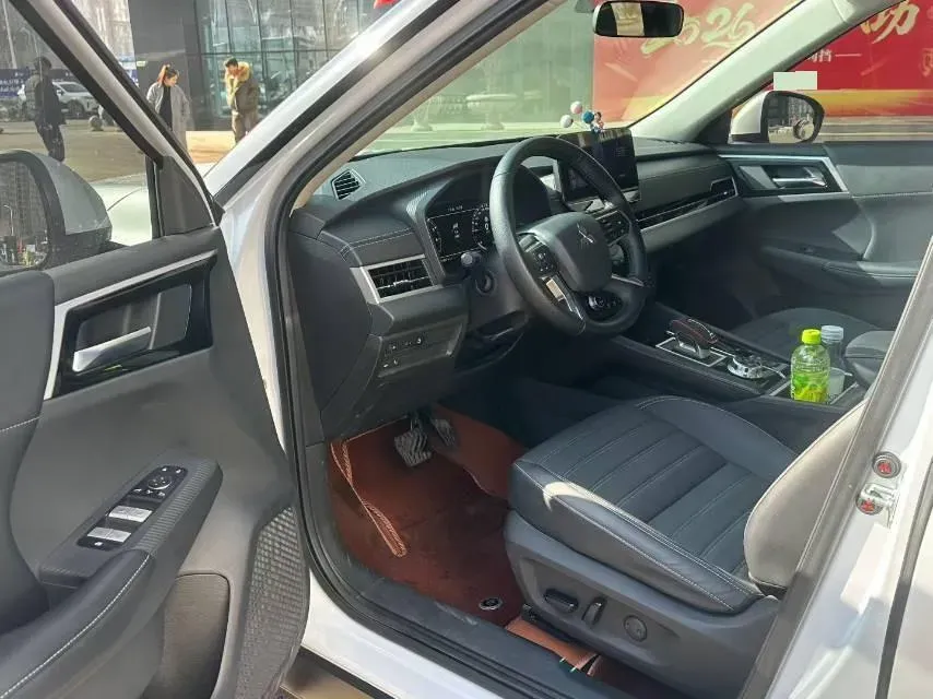 2023 Mitsubishi Outlander 1.5T 215HP L4 CVT,autocango,china used car exporter,china ev exporter,chinese used car exporter,chinese used ev exporter