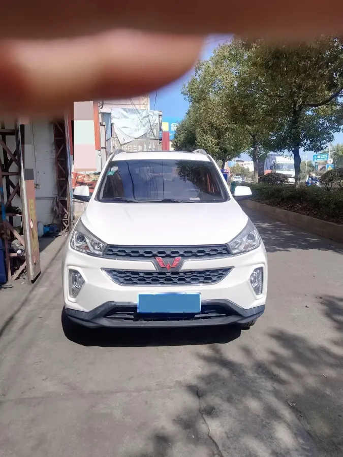 2018 WuLing HongGuang S3 1.5L 112HP L4 6MT,autocango,china used car exporter,china ev exporter,chinese used car exporter,chinese used ev exporter