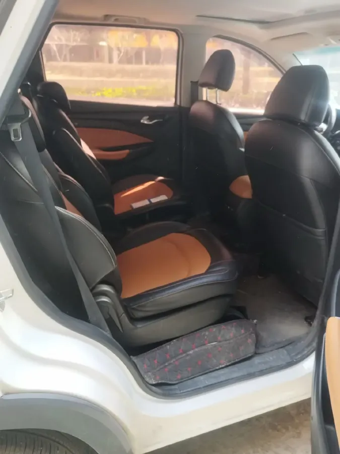 2018 WuLing HongGuang S3 1.5L 112HP L4 6MT,autocango,china used car exporter,china ev exporter,chinese used car exporter,chinese used ev exporter