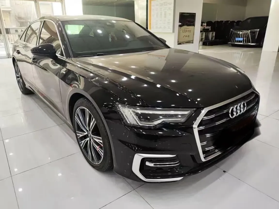 2023 Audi A6L 2.0T 245HP L4 7DCT,autocango,china used car exporter,china ev exporter,chinese used car exporter,chinese used ev exporter