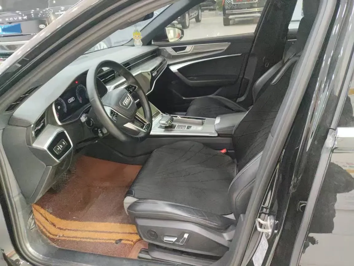 2023 Audi A6L 2.0T 245HP L4 7DCT,autocango,china used car exporter,china ev exporter,chinese used car exporter,chinese used ev exporter