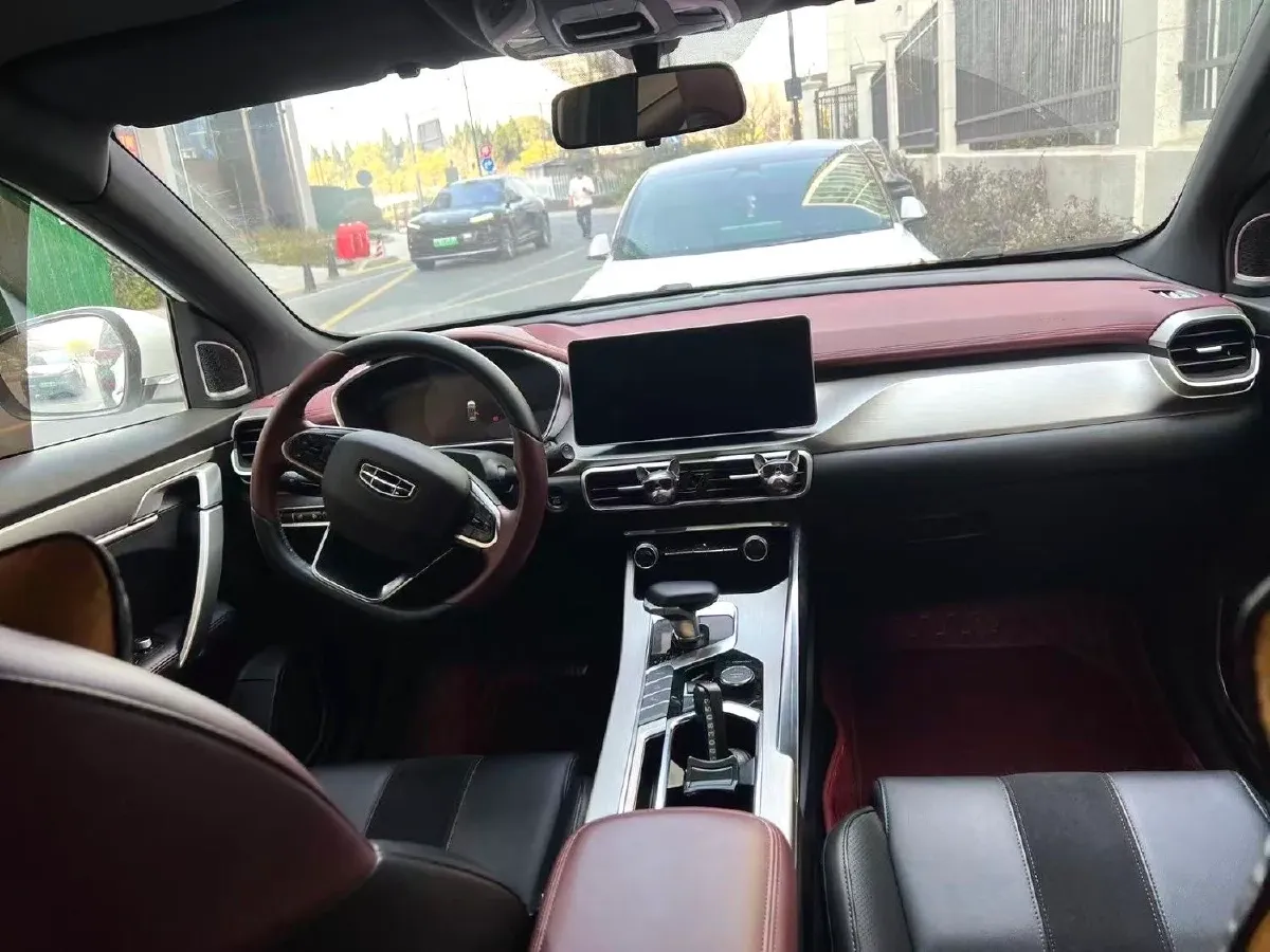 2022 Geely Coolray 1.5T 177HP L3 7DCT PHEV 15.5KWH,autocango,china used car exporter,china ev exporter,chinese used car exporter,chinese used ev exporter