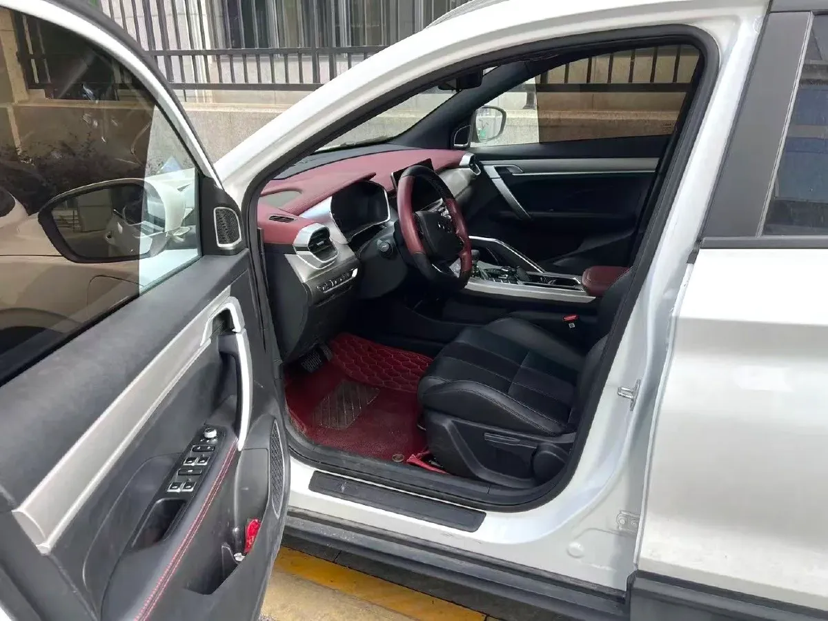 2022 Geely Coolray 1.5T 177HP L3 7DCT PHEV 15.5KWH,autocango,china used car exporter,china ev exporter,chinese used car exporter,chinese used ev exporter