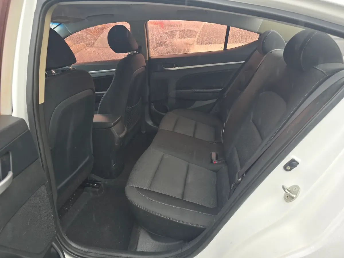 2016 Hyundai Elantra 1.6L 130HP L4 6AT,autocango,china used car exporter,china ev exporter,chinese used car exporter,chinese used ev exporter