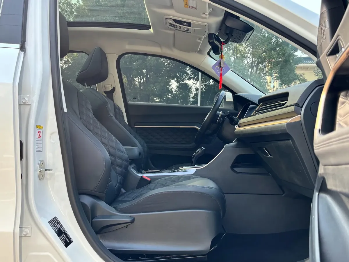 2020 Haval H6 1.5T 169HP L4 7DCT,autocango,china used car exporter,china ev exporter,chinese used car exporter,chinese used ev exporter