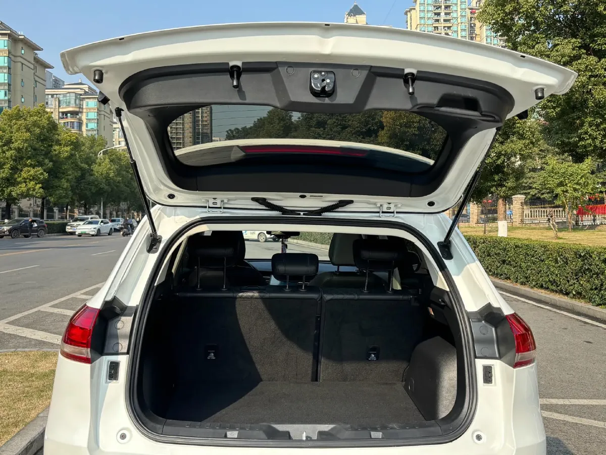 2020 Haval H6 1.5T 169HP L4 7DCT,autocango,china used car exporter,china ev exporter,chinese used car exporter,chinese used ev exporter