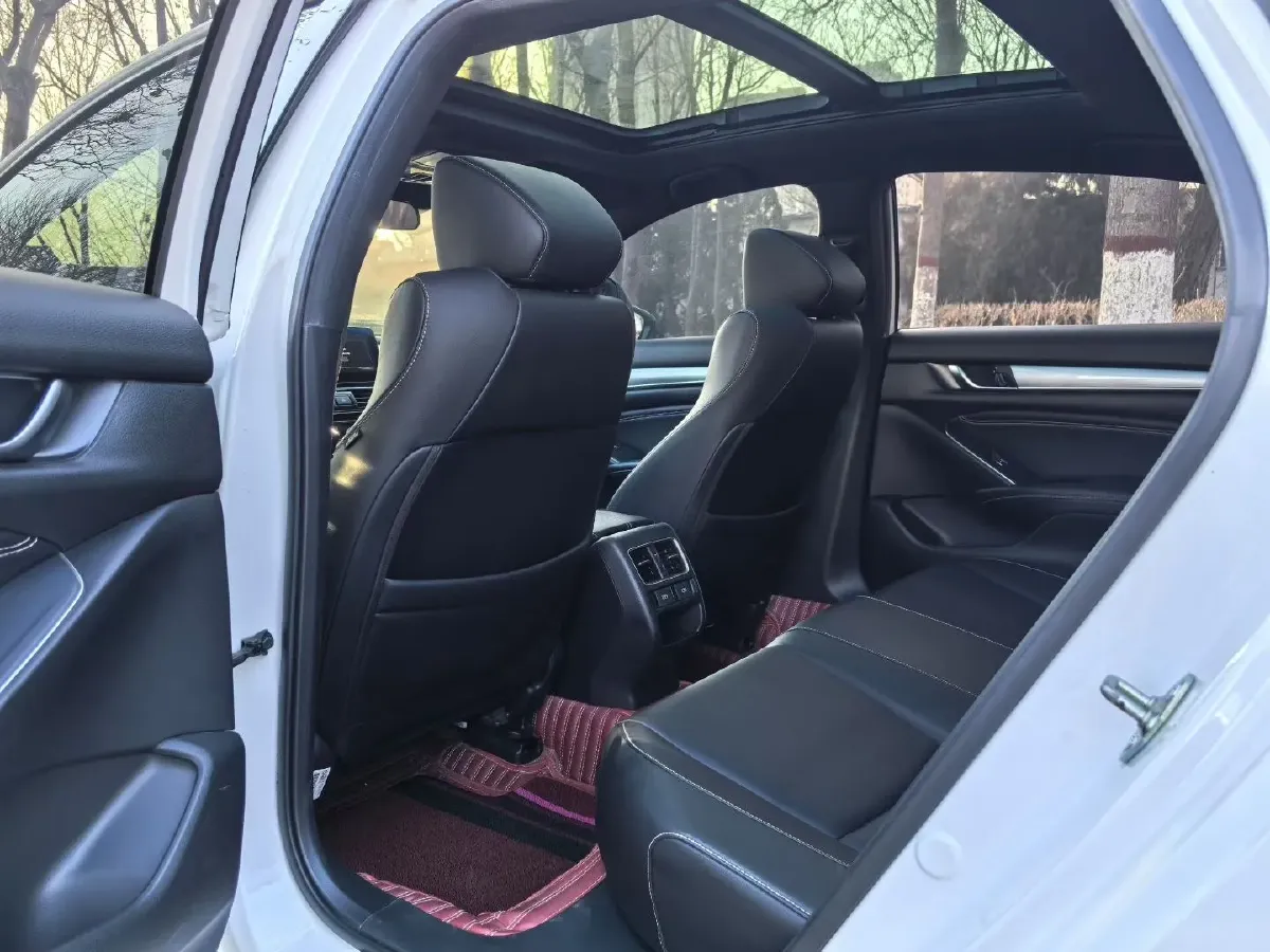 2022 Honda Inspire 1.5T 194HP L4 CVT,autocango,china used car exporter,china ev exporter,chinese used car exporter,chinese used ev exporter