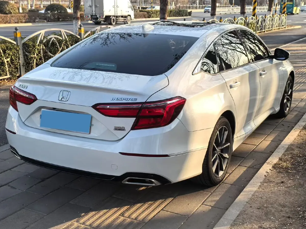 2022 Honda Inspire 1.5T 194HP L4 CVT,autocango,china used car exporter,china ev exporter,chinese used car exporter,chinese used ev exporter