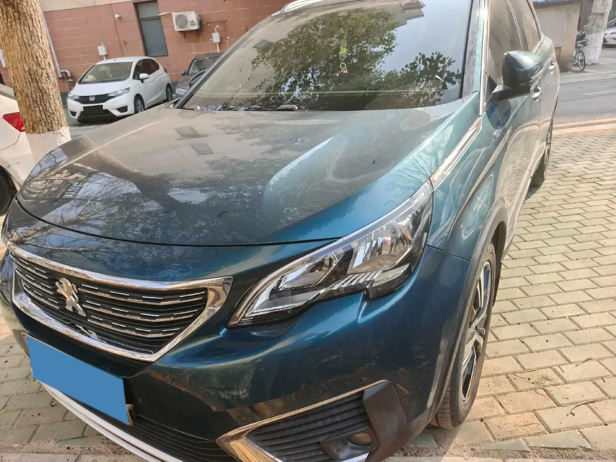 2019 Peugeot 5008 1.8T 204HP L4 6AT,autocango,china used car exporter,china ev exporter,chinese used car exporter,chinese used ev exporter