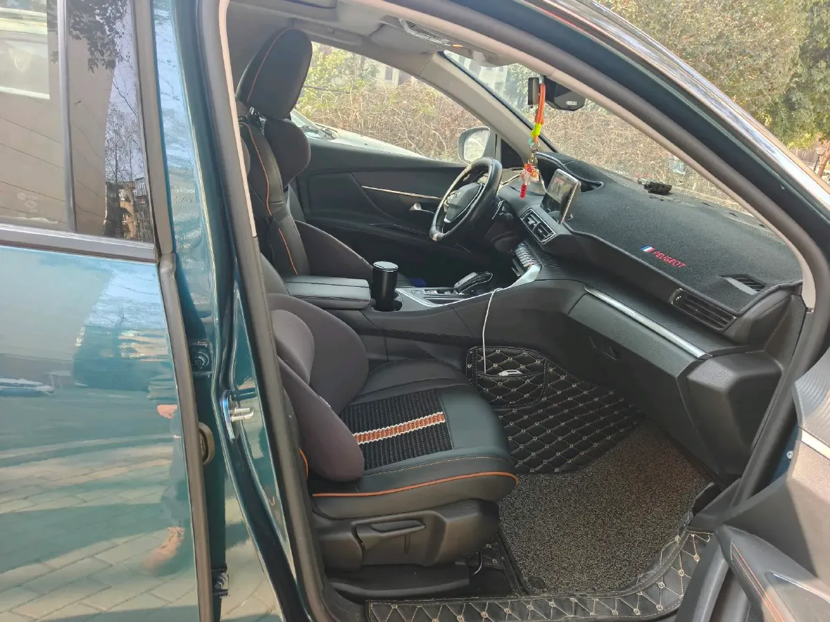 2019 Peugeot 5008 1.8T 204HP L4 6AT,autocango,china used car exporter,china ev exporter,chinese used car exporter,chinese used ev exporter