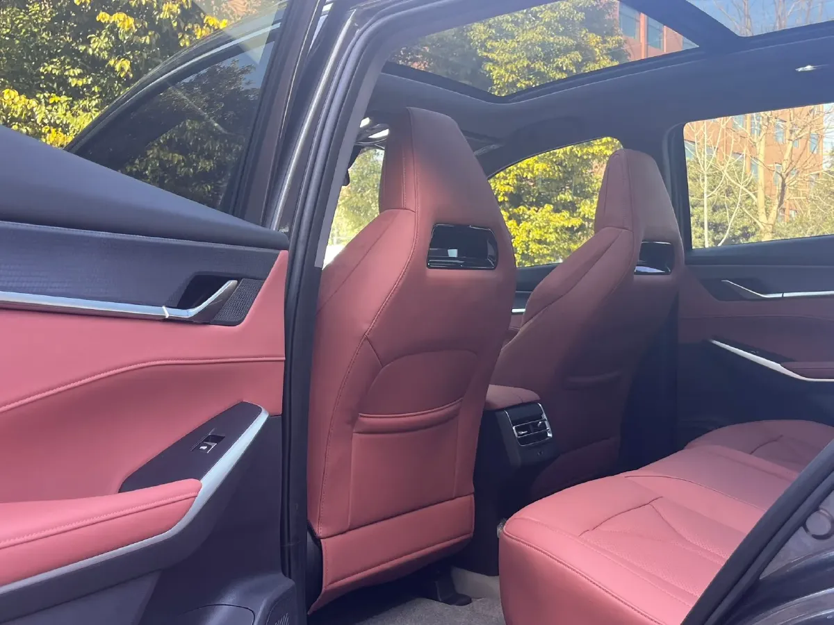 2026 ChangAn CS75 Plus 1.5T 192HP L4 8AT,autocango,china used car exporter,china ev exporter,chinese used car exporter,chinese used ev exporter