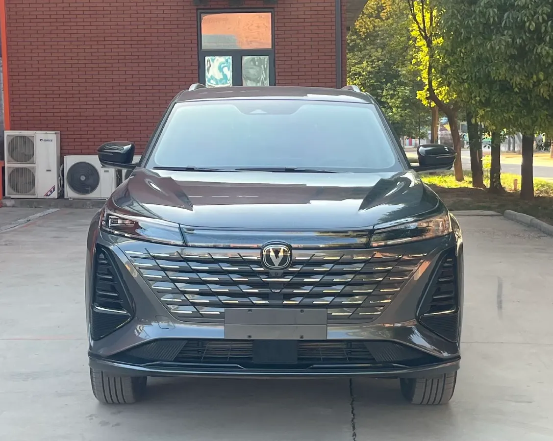 2026 ChangAn CS75 Plus 1.5T 192HP L4 8AT,autocango,china used car exporter,china ev exporter,chinese used car exporter,chinese used ev exporter