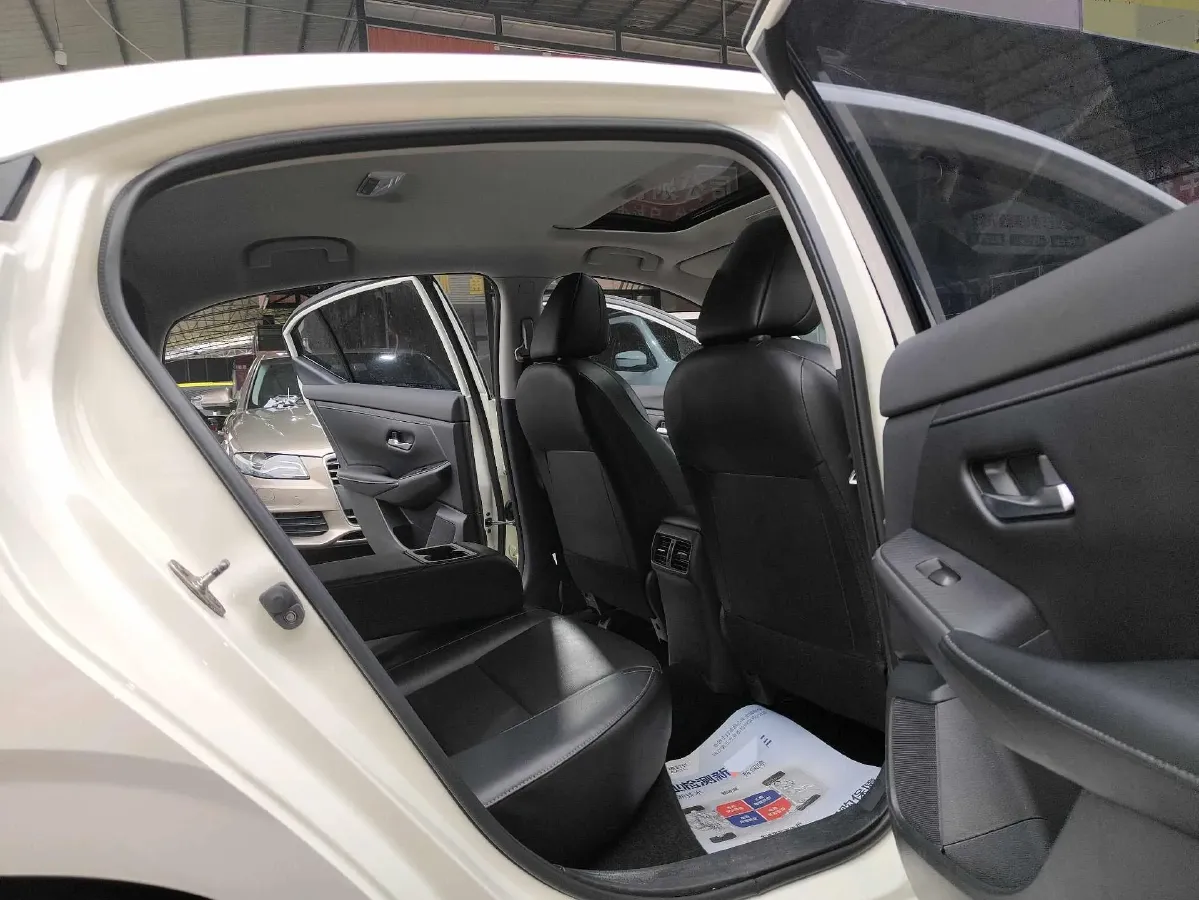 2022 Nissan Sylphy 1.6L 135HP L4 CVT,autocango,china used car exporter,china ev exporter,chinese used car exporter,chinese used ev exporter