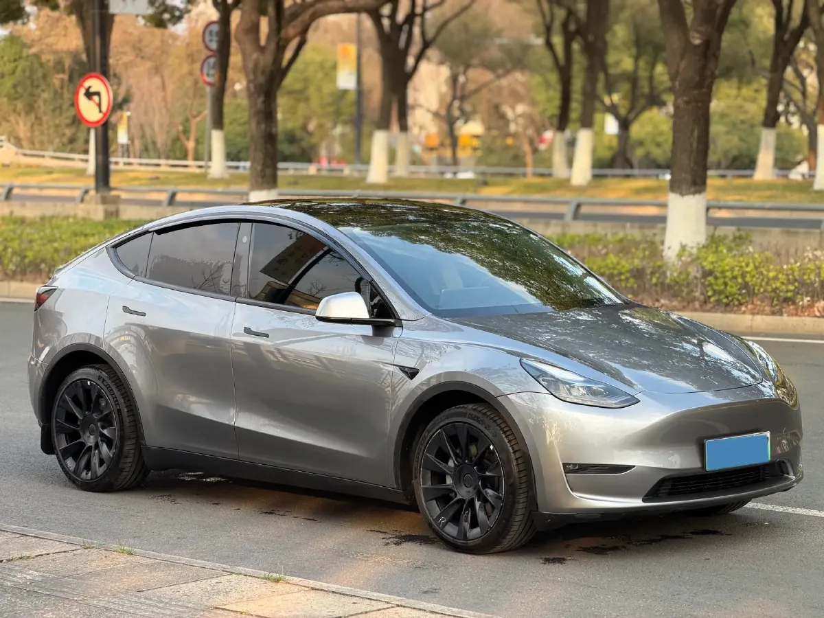 2024 Tesla Model Y BEV 78.4KWH,autocango,china used car exporter,china ev exporter,chinese used car exporter,chinese used ev exporter