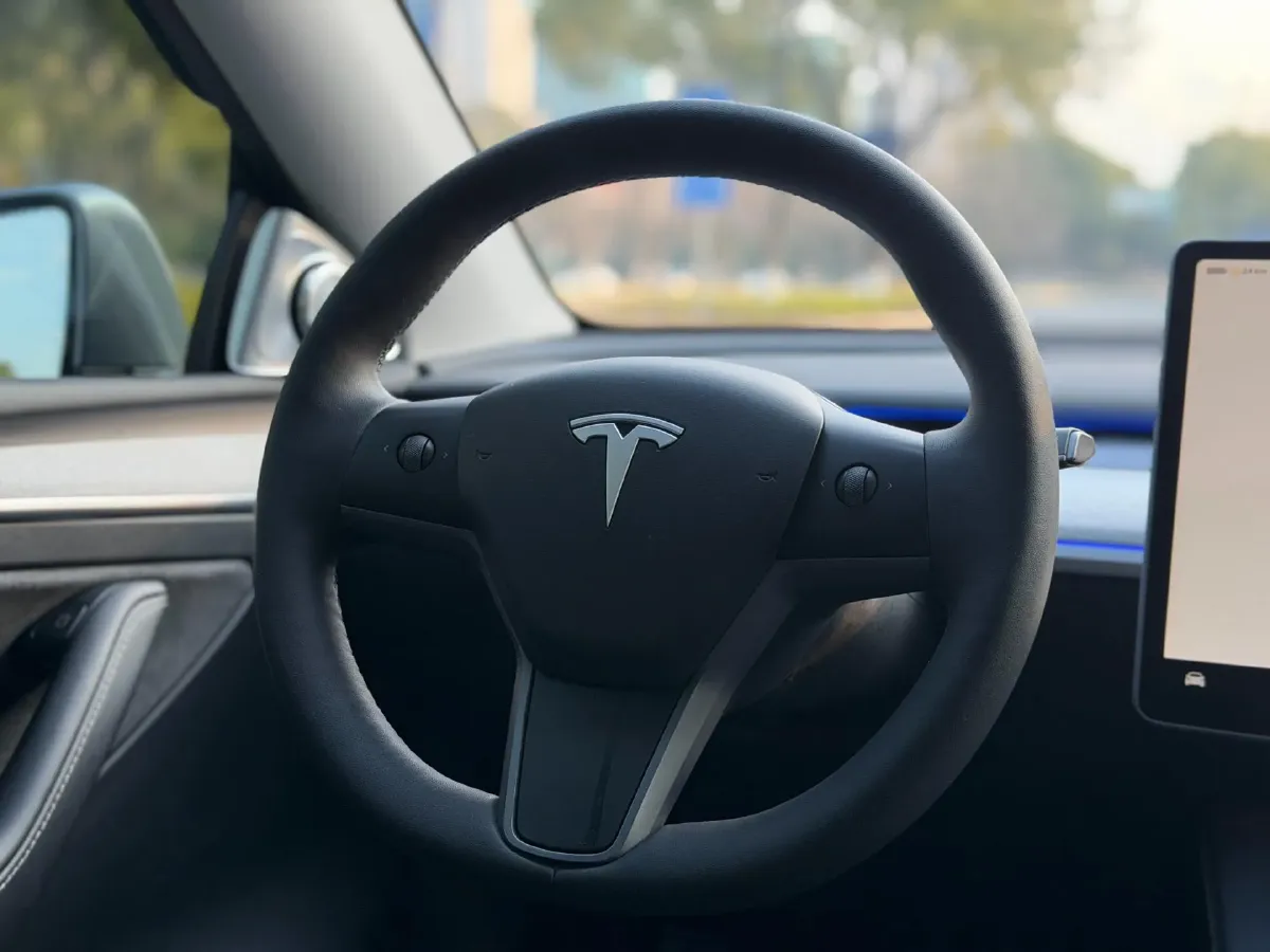 2024 Tesla Model Y BEV 78.4KWH,autocango,china used car exporter,china ev exporter,chinese used car exporter,chinese used ev exporter