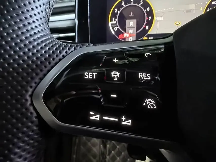 2024 Volkswagen Lamando 1.4T 150HP L4 7DCT,autocango,china used car exporter,china ev exporter,chinese used car exporter,chinese used ev exporter