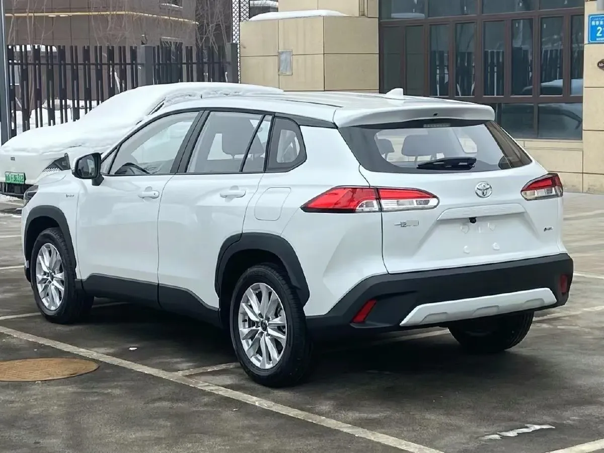 2024 Toyota Corolla Cross 2.0L 152HP L4 E-CVT Hybrid,autocango,china used car exporter,china ev exporter,chinese used car exporter,chinese used ev exporter
