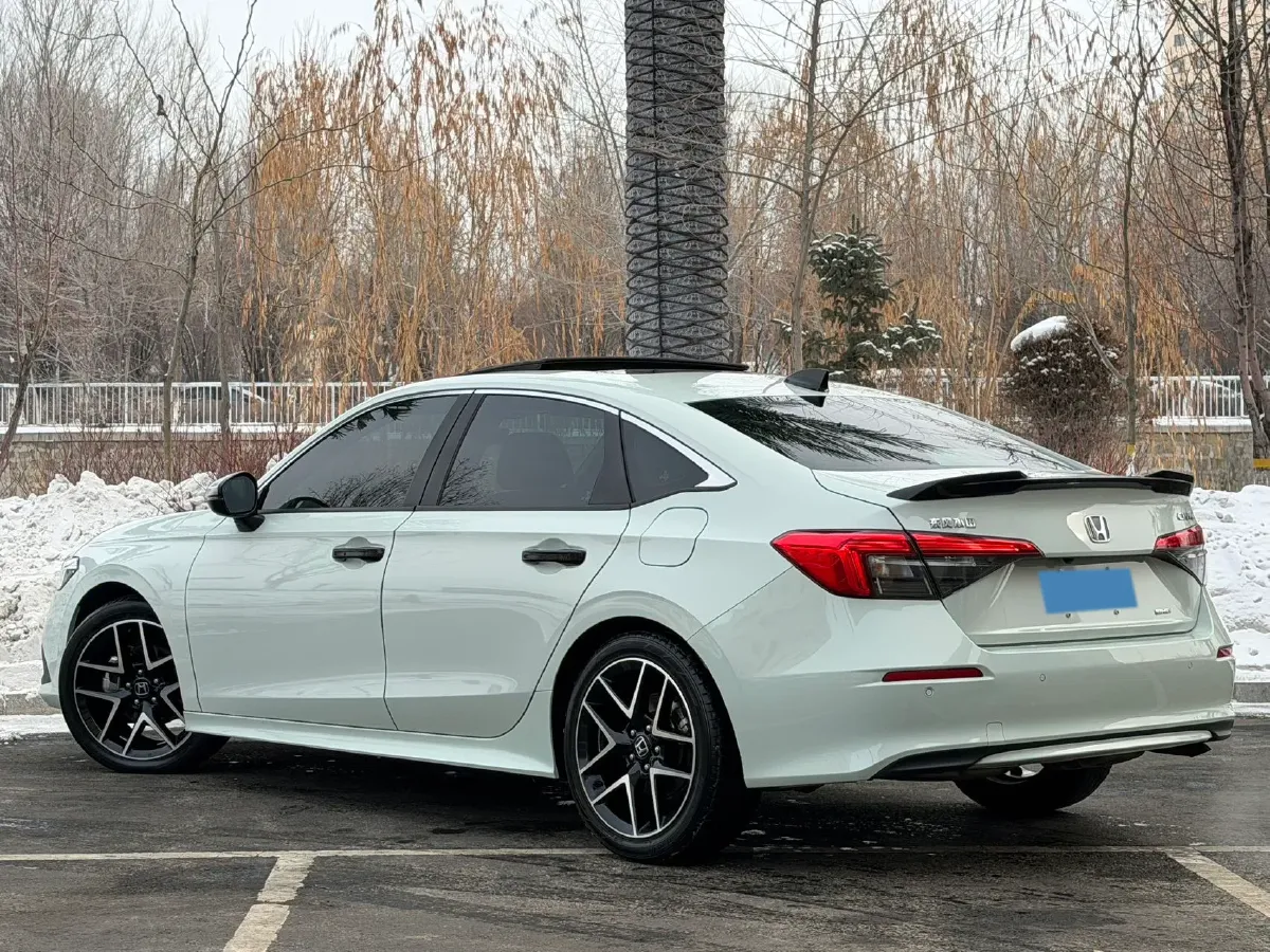 2023 Honda Civic 2.0L 143HP L4 E-CVT Hybrid,autocango,china used car exporter,china ev exporter,chinese used car exporter,chinese used ev exporter