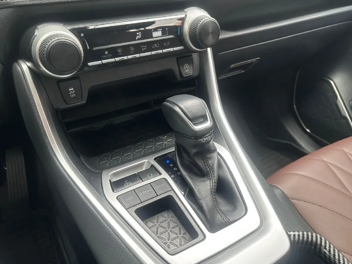 2023 Toyota RAV4 2.0L 171HP L4 CVT,autocango,china used car exporter,china ev exporter,chinese used car exporter,chinese used ev exporter