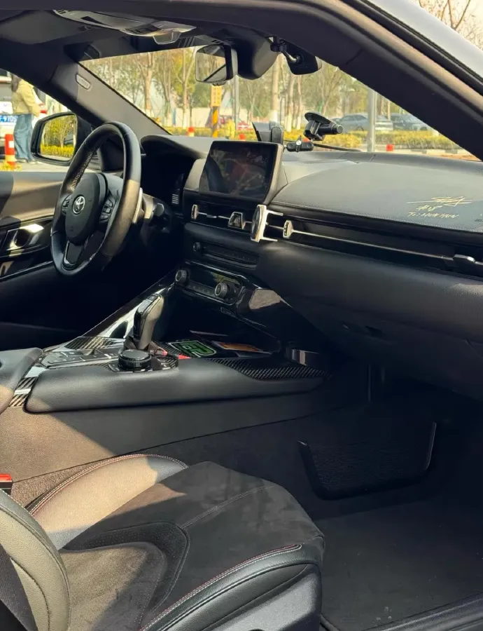 2022 Toyota Supra 3.0T 340HP L6 8AT,autocango,china used car exporter,china ev exporter,chinese used car exporter,chinese used ev exporter