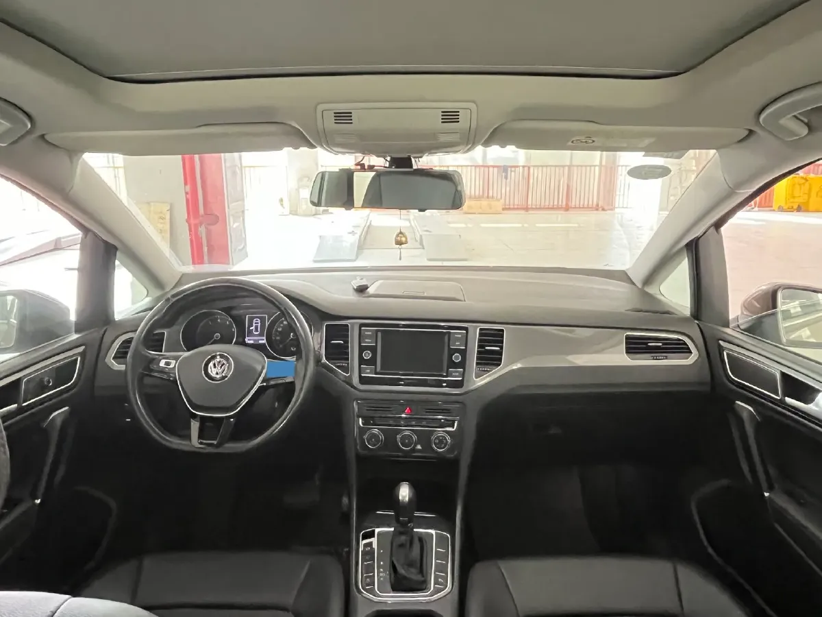 2018 Volkswagen Golf Sportsvan 1.4T 131HP L4 7DCT,autocango,china used car exporter,china ev exporter,chinese used car exporter,chinese used ev exporter