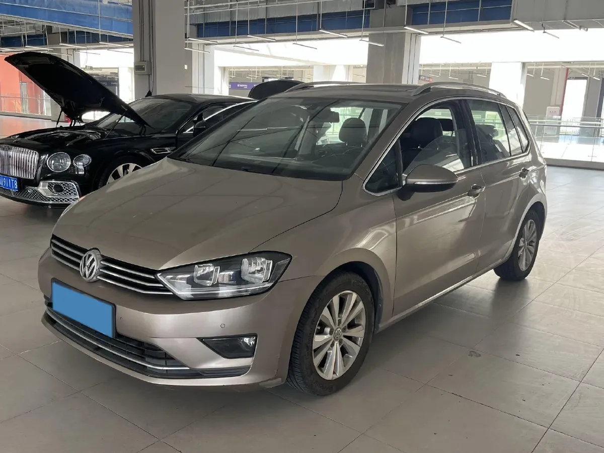 2018 Volkswagen Golf Sportsvan 1.4T 131HP L4 7DCT,autocango,china used car exporter,china ev exporter,chinese used car exporter,chinese used ev exporter