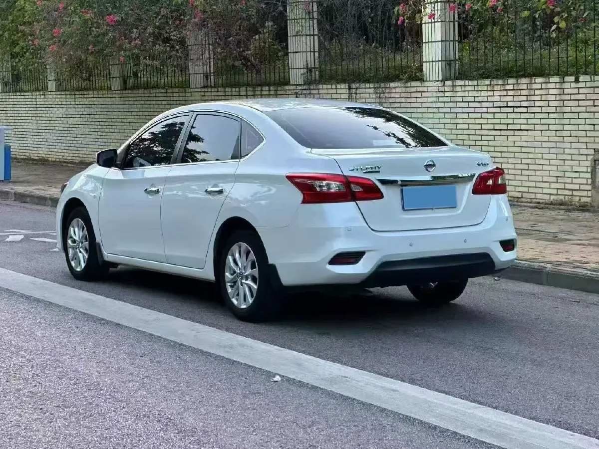 2022 Nissan Sylphy 1.6L 122HP L4 CVT,autocango,china used car exporter,china ev exporter,chinese used car exporter,chinese used ev exporter