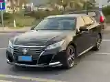2017 Toyota Crown 2.0T 235HP L4 8AT