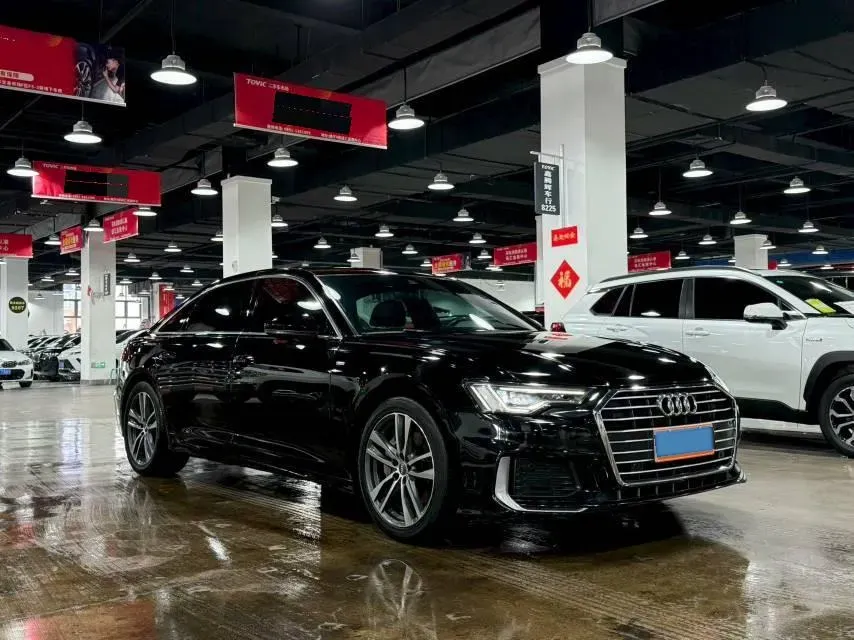 2019 Audi A6L 2.0T 190HP L4 7DCT,autocango,china used car exporter,china ev exporter,chinese used car exporter,chinese used ev exporter
