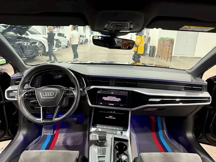 2019 Audi A6L 2.0T 190HP L4 7DCT,autocango,china used car exporter,china ev exporter,chinese used car exporter,chinese used ev exporter