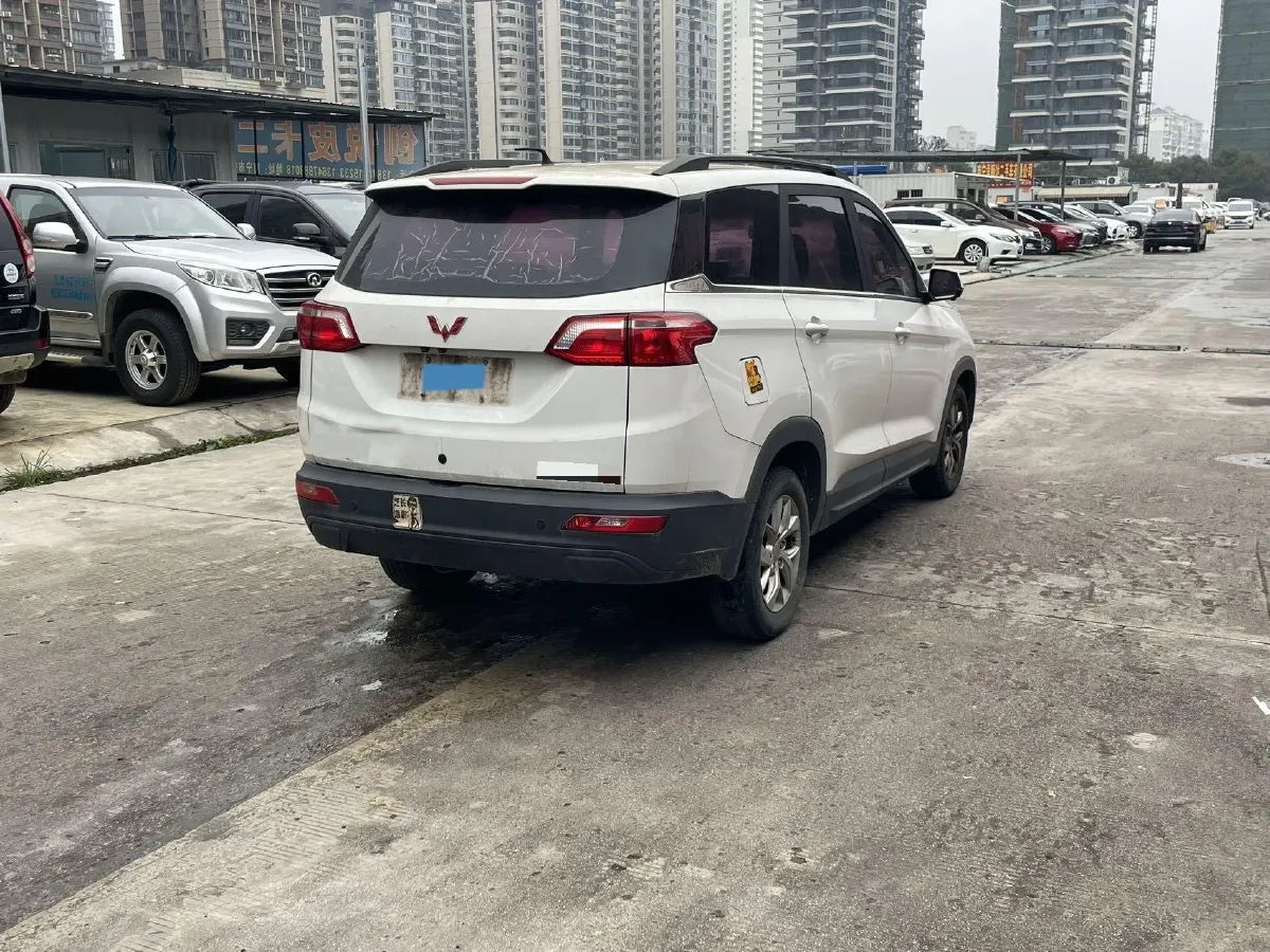 2018 WuLing HongGuang S3 1.5L 112HP L4 6MT,autocango,china used car exporter,china ev exporter,chinese used car exporter,chinese used ev exporter