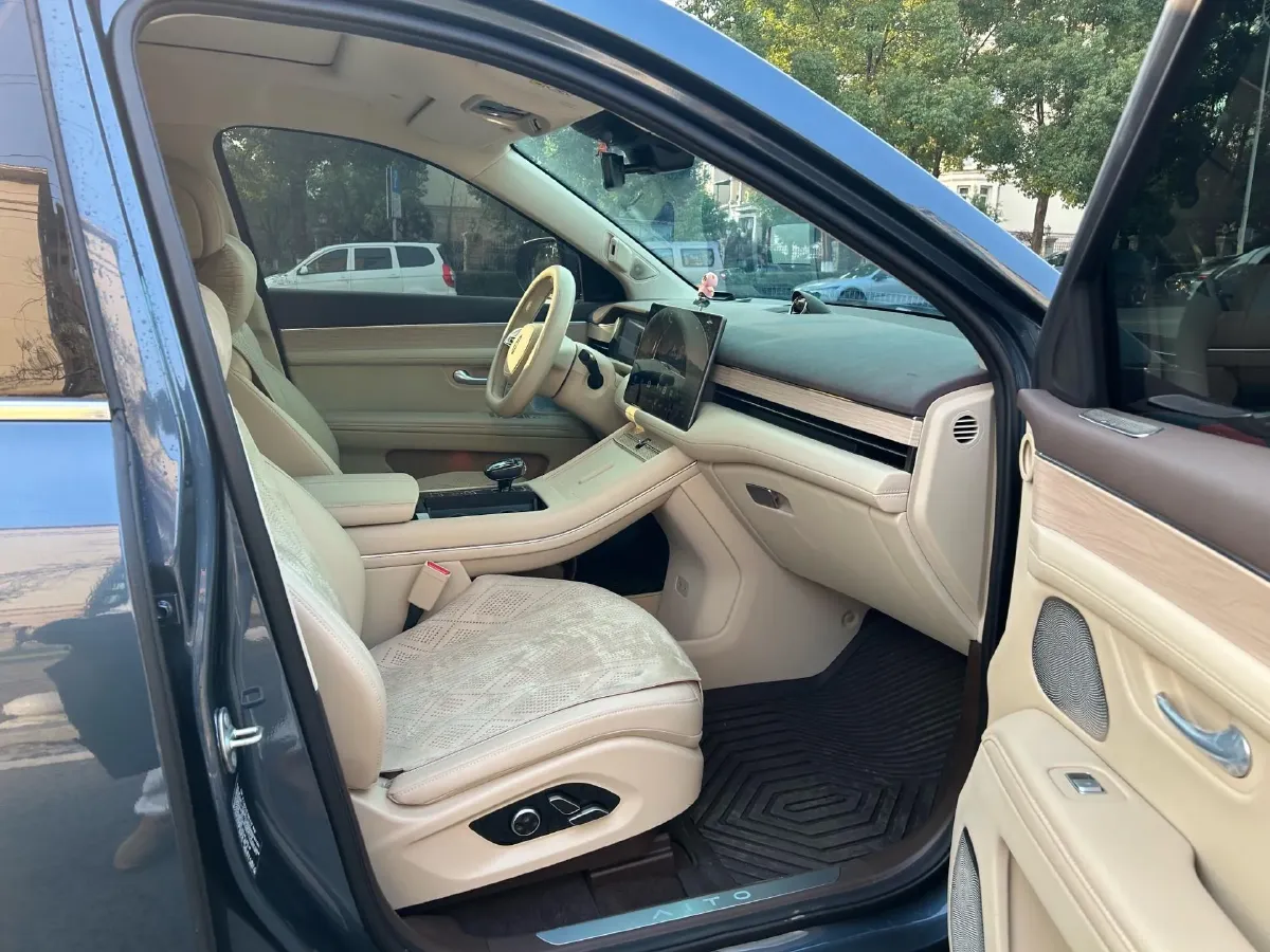 2024 AITO AITO M7 1.5T 152HP L4 REEV 38.5KWH,autocango,china used car exporter,china ev exporter,chinese used car exporter,chinese used ev exporter