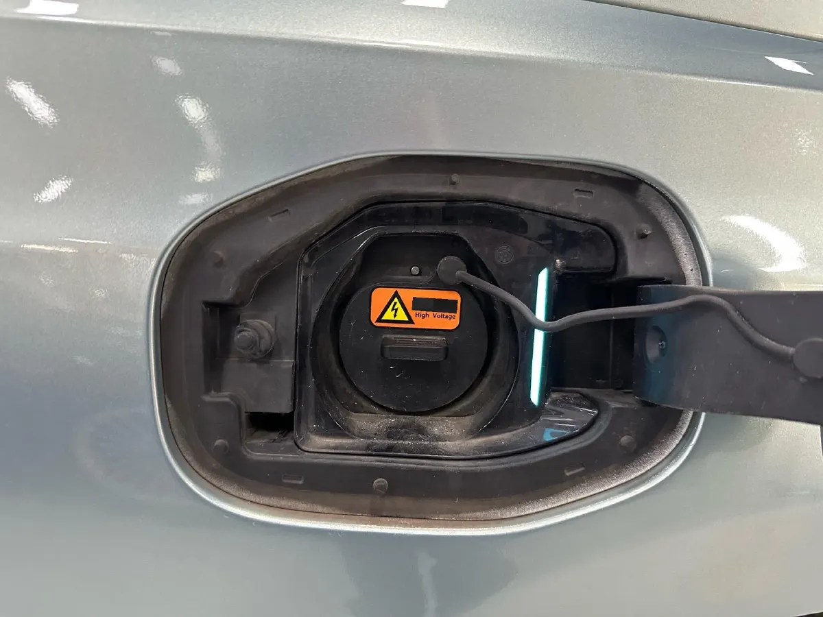 2022 Buick Velite 6 BEV 61.1KWH,autocango,china used car exporter,china ev exporter,chinese used car exporter,chinese used ev exporter