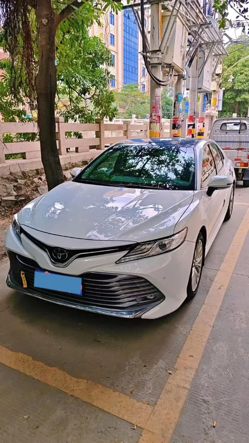 2019 Toyota Camry 2.5L 209HP L4 8AT,autocango,china used car exporter,china ev exporter,chinese used car exporter,chinese used ev exporter
