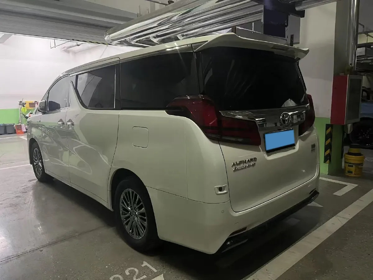 2021 Toyota Alphard 2.5L 117HP L4 E-CVT Hybrid,autocango,china used car exporter,china ev exporter,chinese used car exporter,chinese used ev exporter