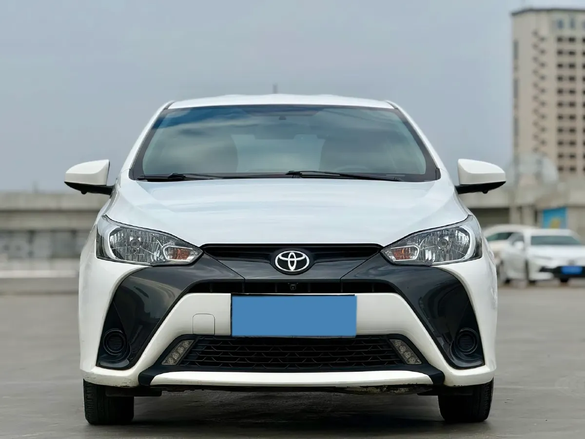 2017 Toyota Yaris L 1.5L 107HP L4 CVT,autocango,china used car exporter,china ev exporter,chinese used car exporter,chinese used ev exporter