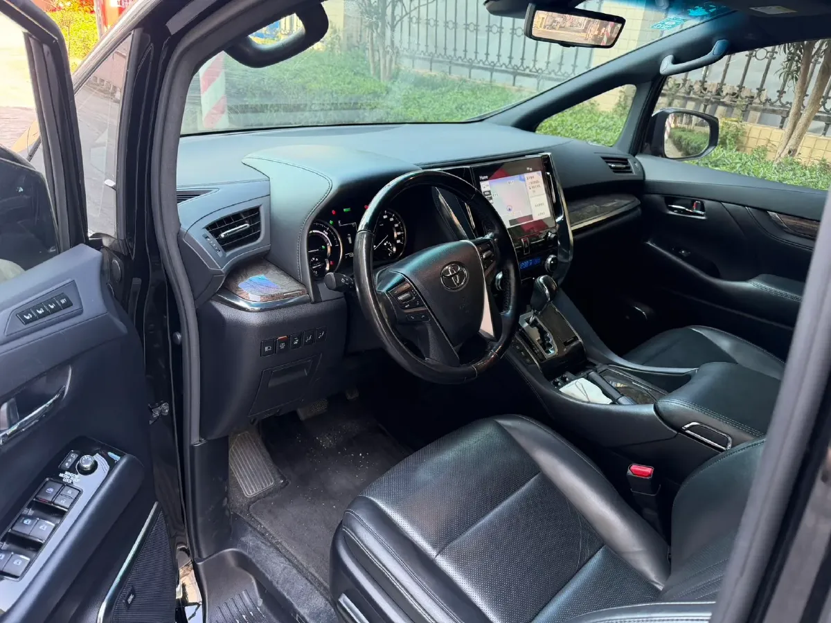 2020 Toyota Alphard 2.5L 117HP L4 E-CVT Hybrid,autocango,china used car exporter,china ev exporter,chinese used car exporter,chinese used ev exporter