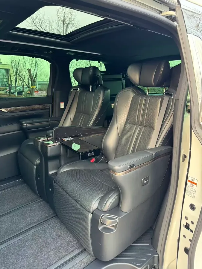 2021 Toyota Alphard 2.5L 117HP L4 E-CVT Hybrid,autocango,china used car exporter,china ev exporter,chinese used car exporter,chinese used ev exporter