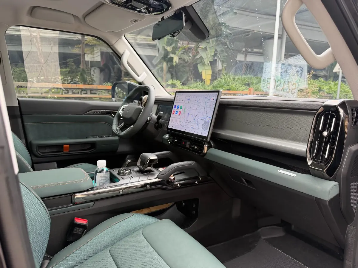 2023 Jetour Traveller 1.5T 184HP L4 7DCT,autocango,china used car exporter,china ev exporter,chinese used car exporter,chinese used ev exporter