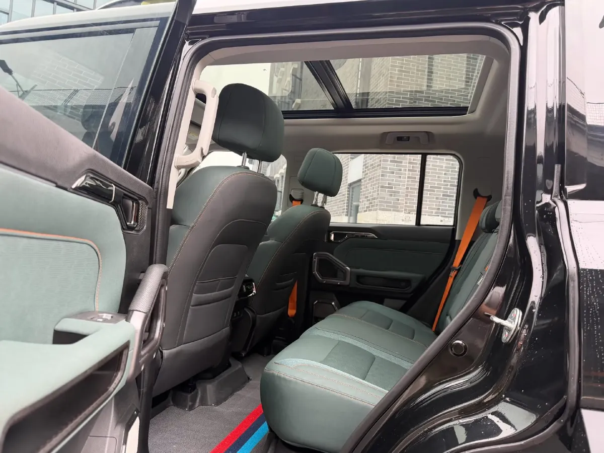 2023 Jetour Traveller 1.5T 184HP L4 7DCT,autocango,china used car exporter,china ev exporter,chinese used car exporter,chinese used ev exporter