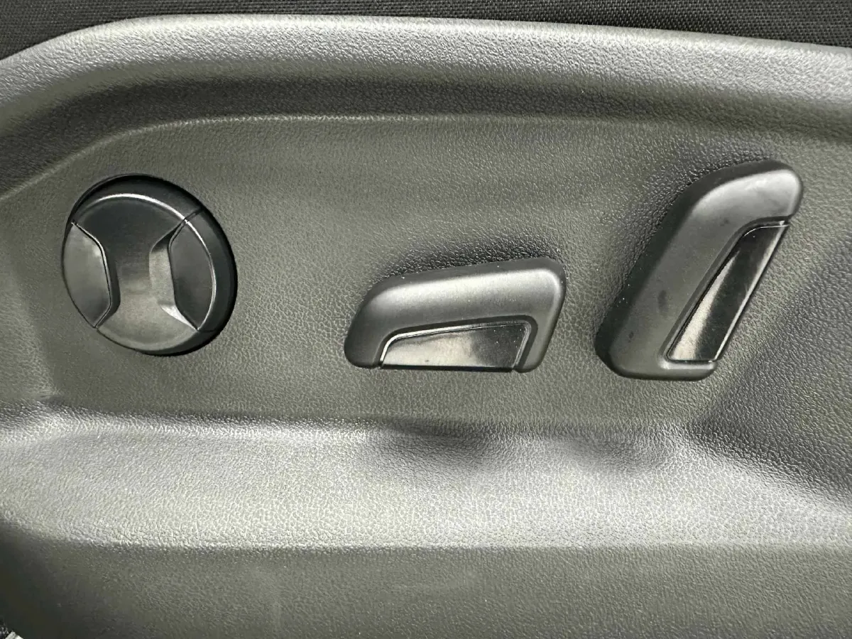 2022 Volkswagen T-Roc 1.4T 150HP L4 7DCT,autocango,china used car exporter,china ev exporter,chinese used car exporter,chinese used ev exporter