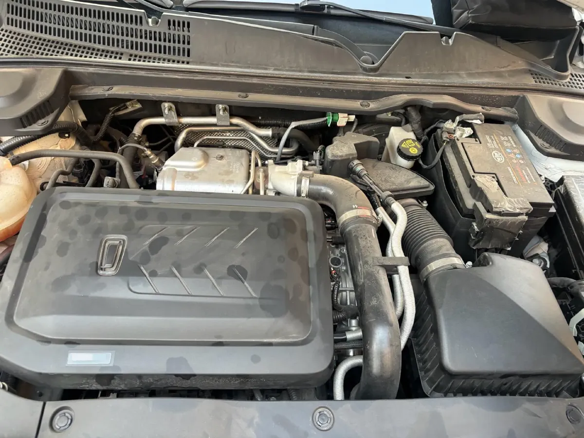 2023 Bestune B70 1.5T 169HP L4 7DCT,autocango,china used car exporter,china ev exporter,chinese used car exporter,chinese used ev exporter