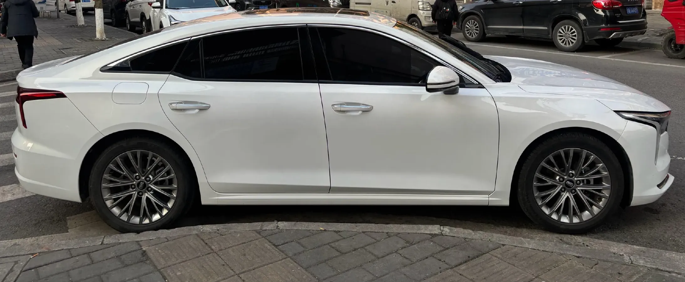 2023 Bestune B70 1.5T 169HP L4 7DCT,autocango,china used car exporter,china ev exporter,chinese used car exporter,chinese used ev exporter