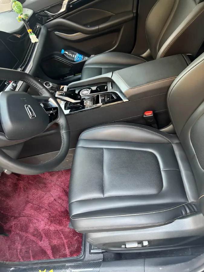 2023 Bestune B70 1.5T 169HP L4 7DCT,autocango,china used car exporter,china ev exporter,chinese used car exporter,chinese used ev exporter