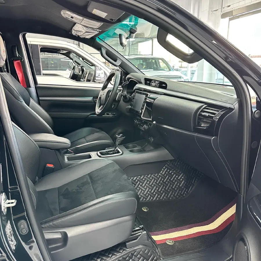 2022 Toyota Land Cruiser 3.4T 415HP V6 10AT,autocango,china used car exporter,china ev exporter,chinese used car exporter,chinese used ev exporter