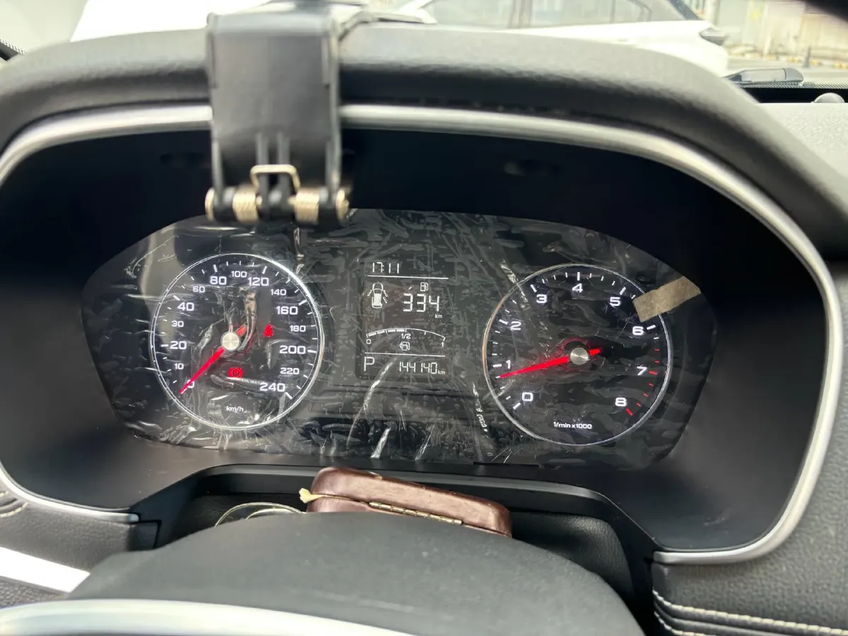 2017 Roewe RX5 1.5T 169HP L4 7DCT,autocango,china used car exporter,china ev exporter,chinese used car exporter,chinese used ev exporter