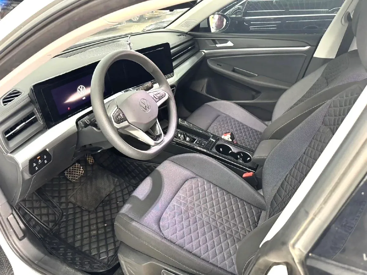 2024 Volkswagen Lamando 1.2T 116HP L4 7DCT,autocango,china used car exporter,china ev exporter,chinese used car exporter,chinese used ev exporter