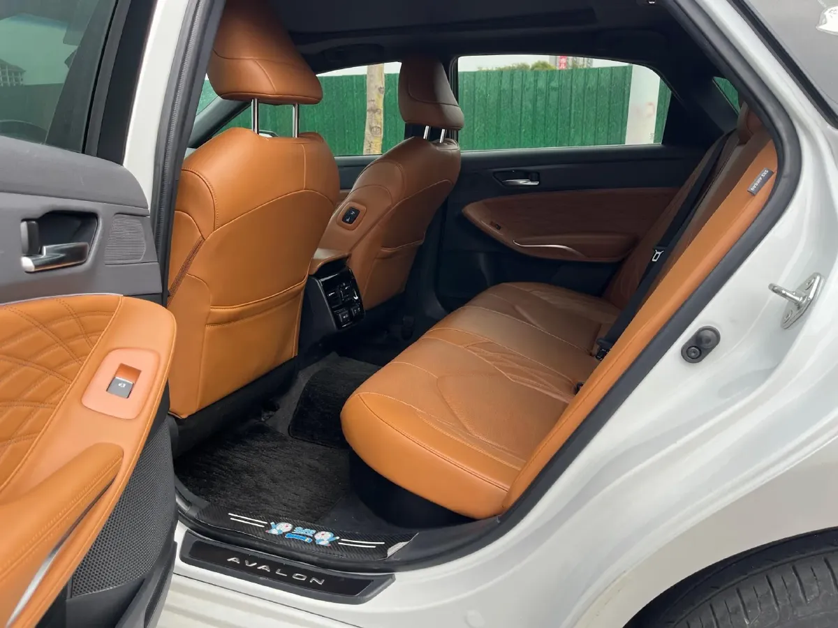 2022 Toyota Avalon 2.5L 178HP L4 E-CVT Hybrid,autocango,china used car exporter,china ev exporter,chinese used car exporter,chinese used ev exporter